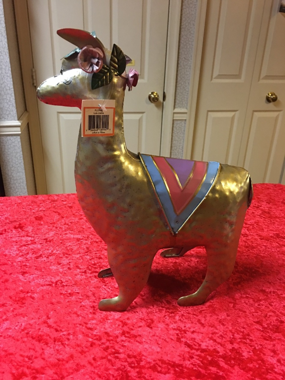 Vintage Lulu Llama tin figure